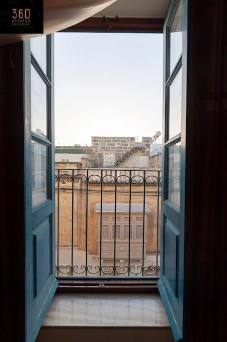 Beautiful, Typical Maltese 4Br Home With Roof Top By 360 Estates سليمة المظهر الخارجي الصورة