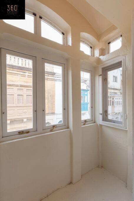 Beautiful, Typical Maltese 4Br Home With Roof Top By 360 Estates سليمة المظهر الخارجي الصورة